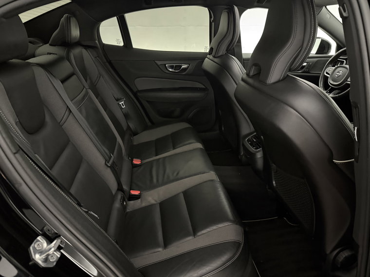 Vehicle Image 45