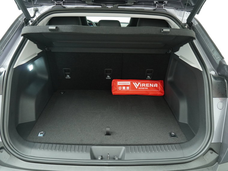 Vehicle Image 36