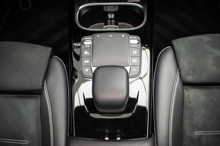 Vehicle Image 60
