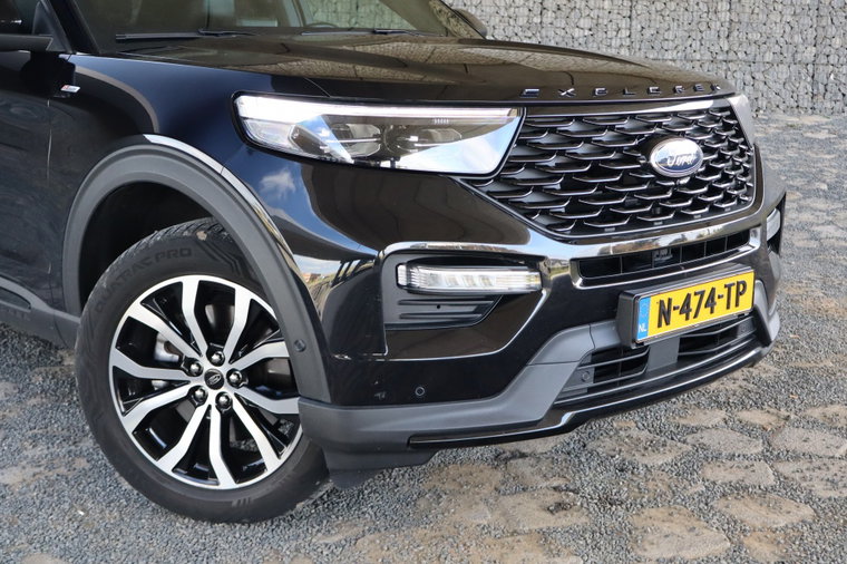 Vehicle Image 7