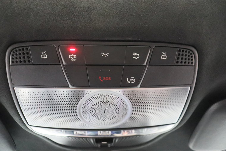 Vehicle Image 33