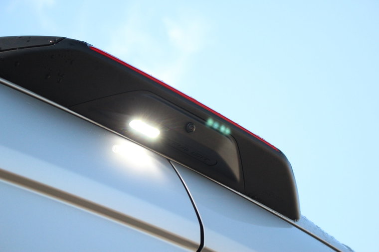 Vehicle Image 10