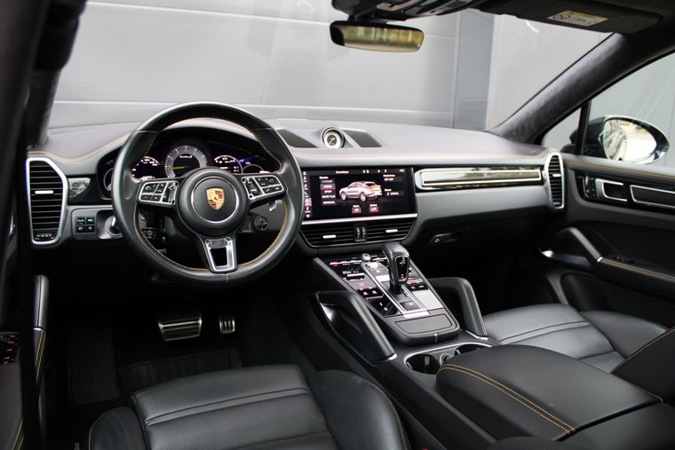 Vehicle Image 21