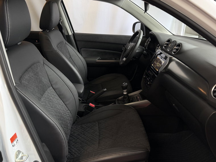 Vehicle Image 31