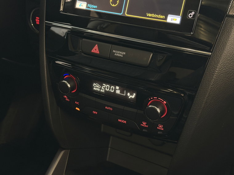 Vehicle Image 35