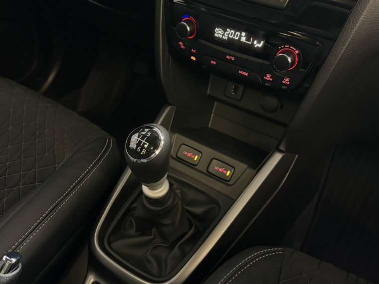 Vehicle Image 36