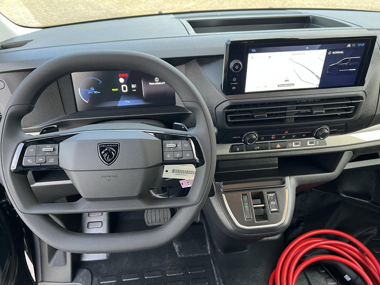 Vehicle Image 31