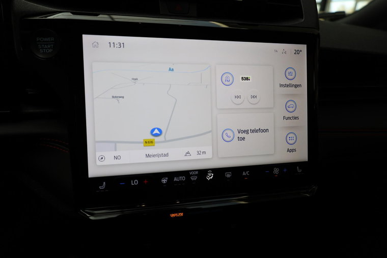 Vehicle Image 30