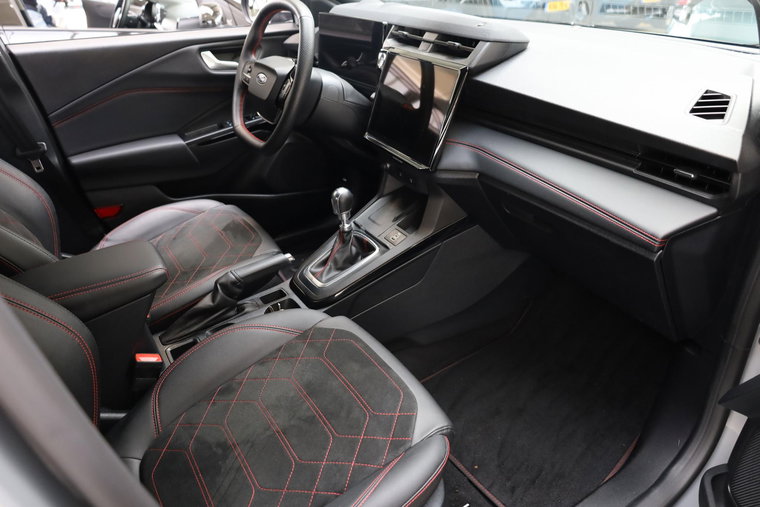 Vehicle Image 31