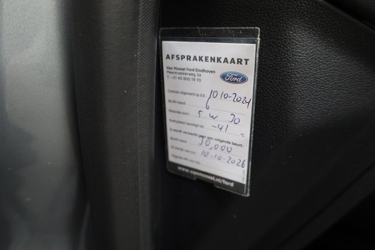 Vehicle Image 33