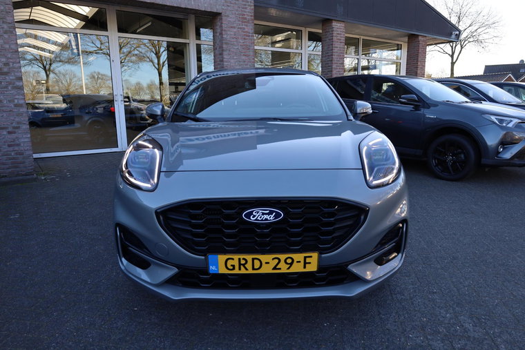 Vehicle Image 35