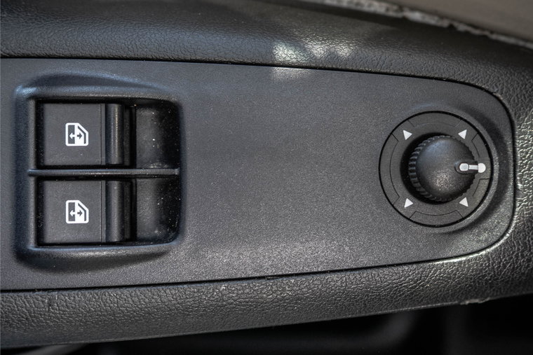 Vehicle Image 24