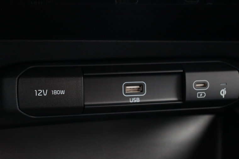 Vehicle Image 27
