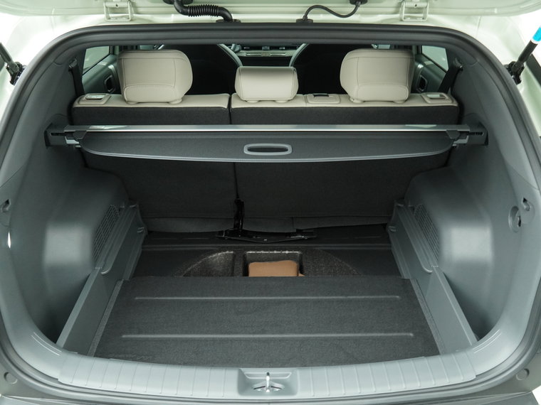 Vehicle Image 38