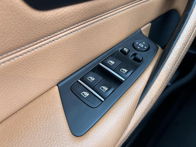 Vehicle Image 51
