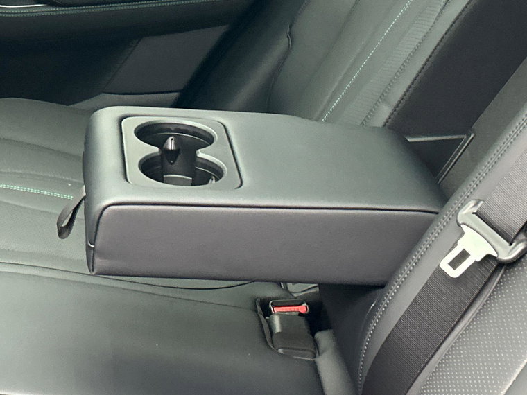 Vehicle Image 37
