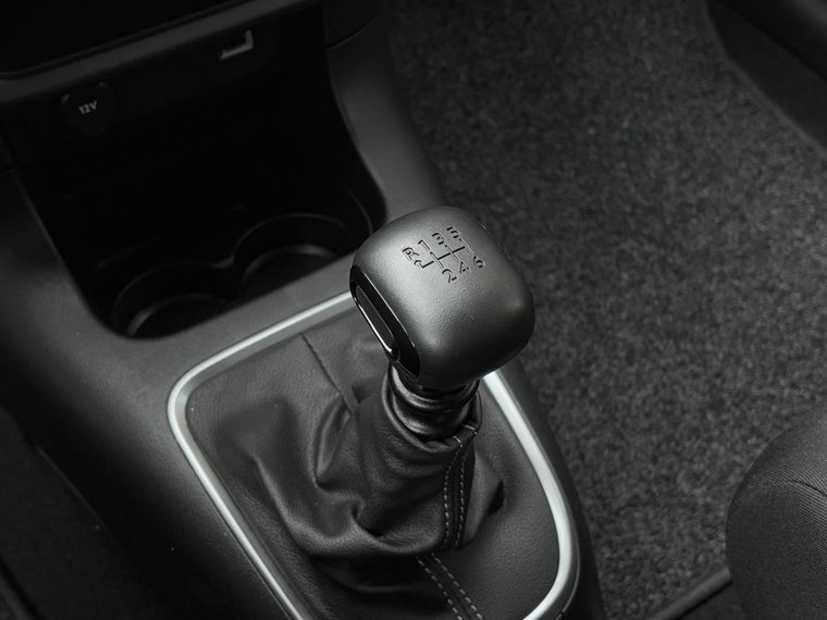 Vehicle Image 24