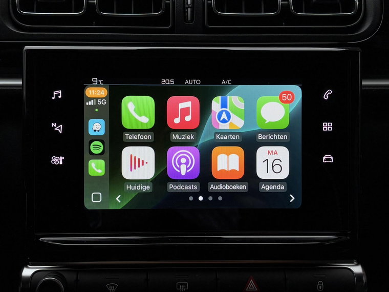 Vehicle Image 36