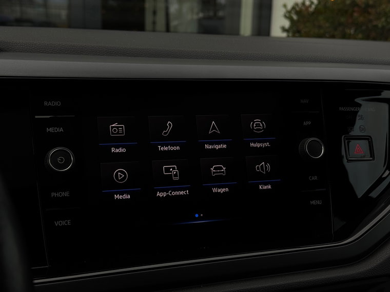 Vehicle Image 37