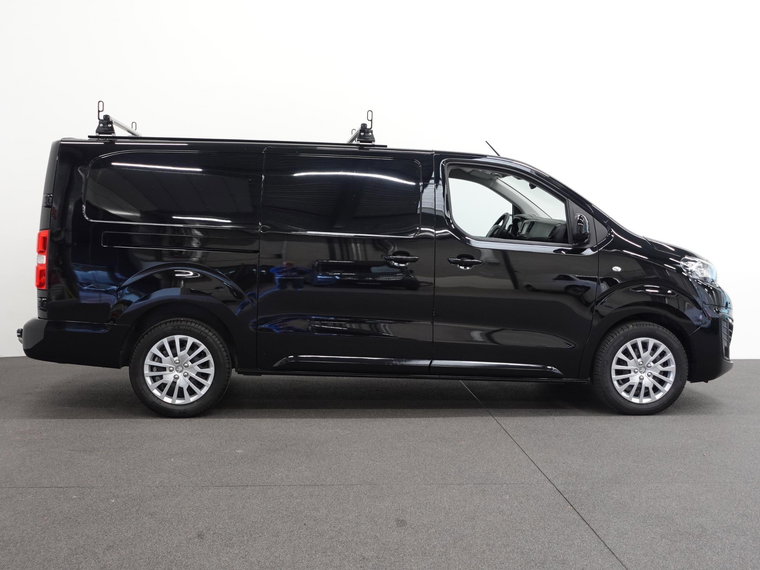 Vehicle Image 38