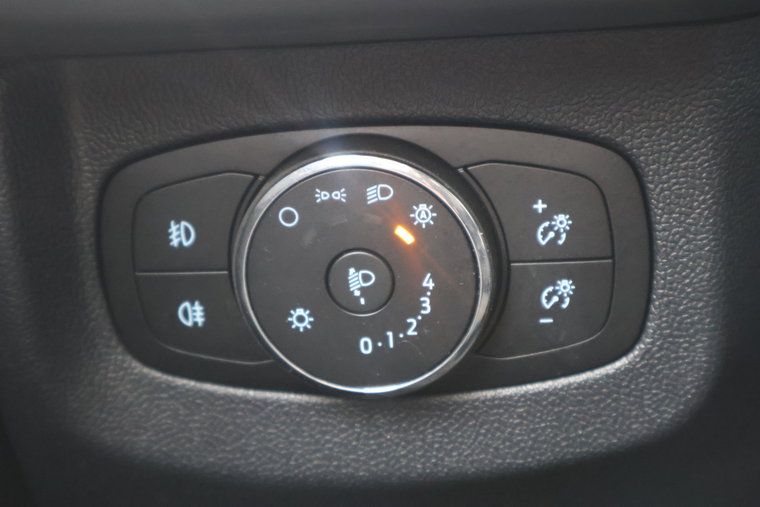 Vehicle Image 33