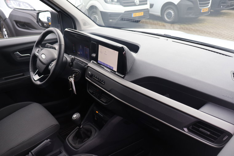 Vehicle Image 39
