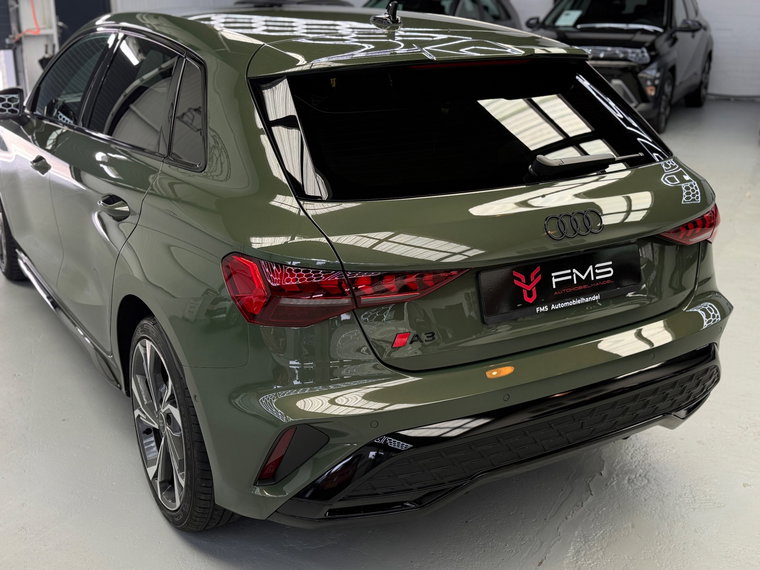Vehicle Image 41