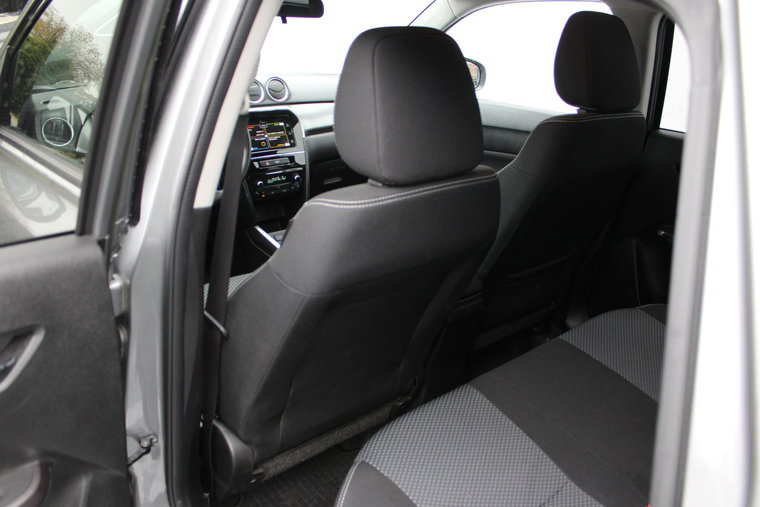 Vehicle Image 15