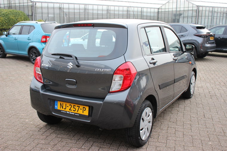 Vehicle Image 14
