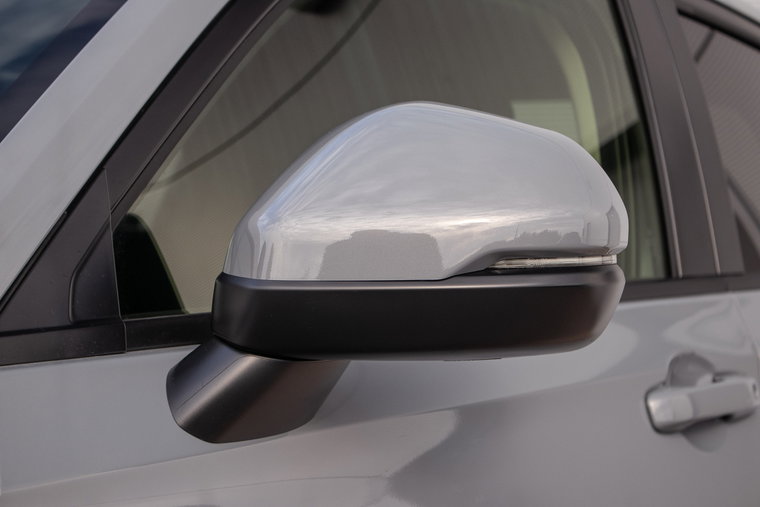 Vehicle Image 32