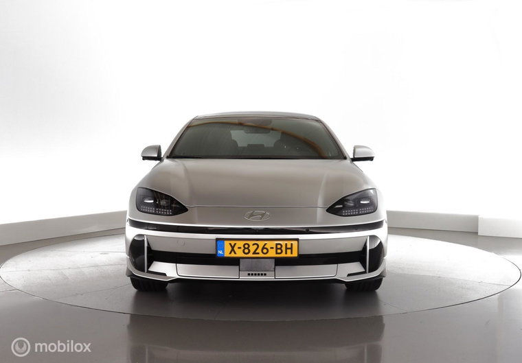 Vehicle Image 32