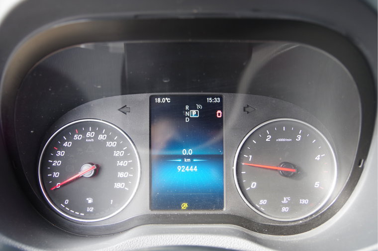 Vehicle Image 12