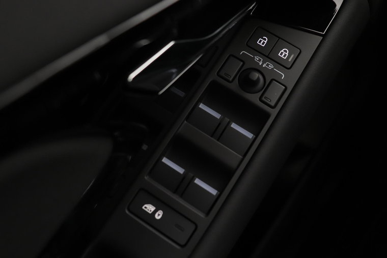 Vehicle Image 52