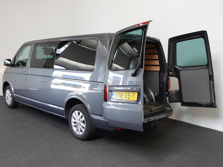 Vehicle Image 38