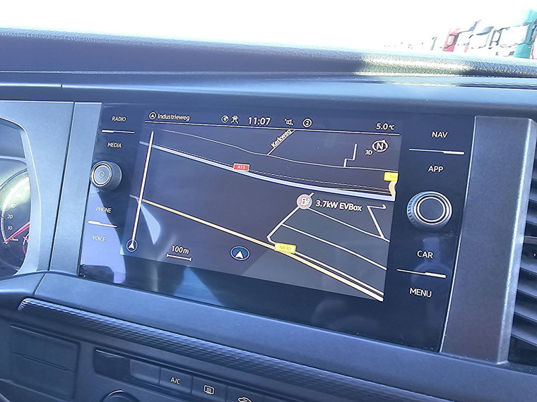 Vehicle Image 13