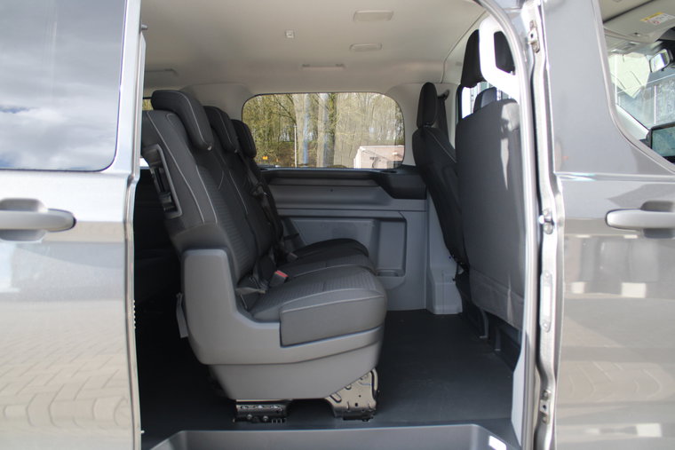 Vehicle Image 35
