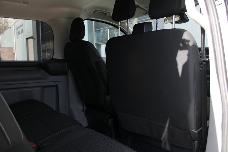 Vehicle Image 36