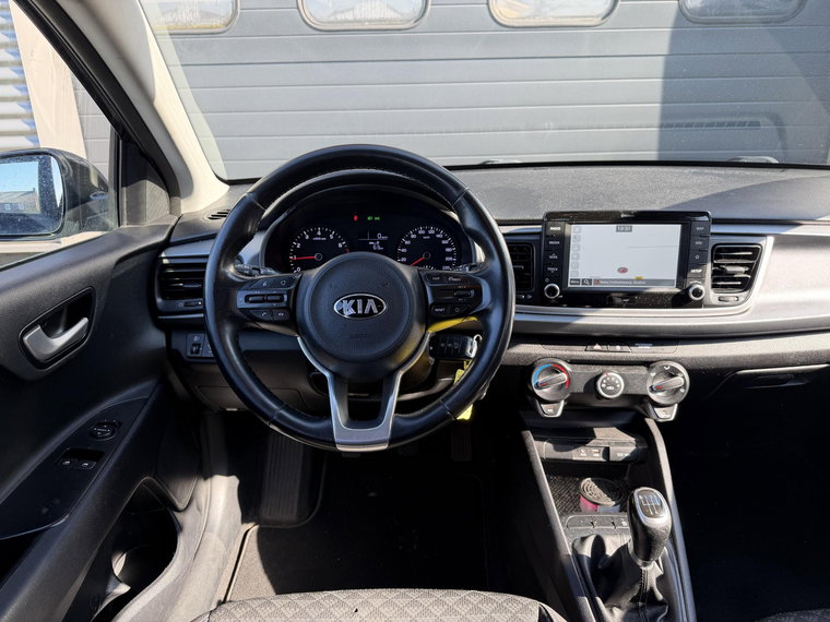 Vehicle Image 22