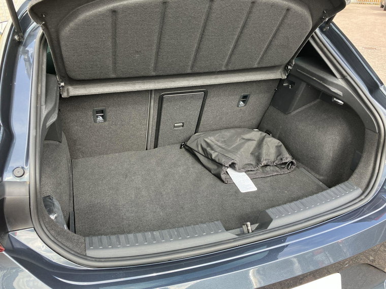 Vehicle Image 23