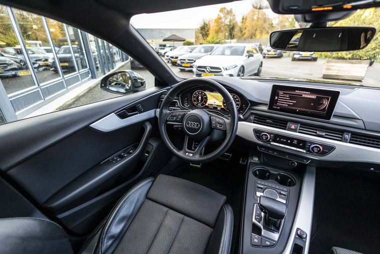 Vehicle Image 20