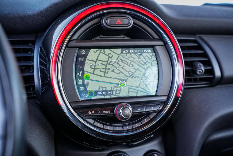 Vehicle Image 18