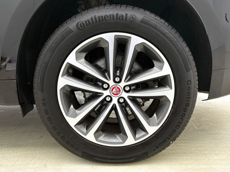 Vehicle Image 36