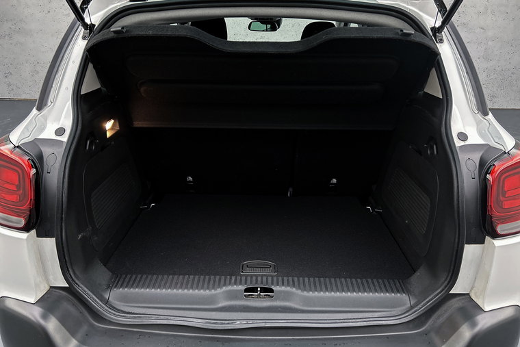 Vehicle Image 14