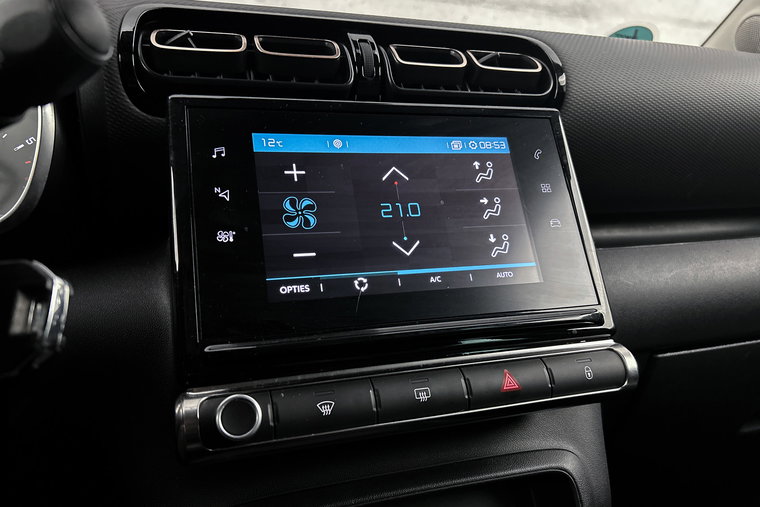 Vehicle Image 19