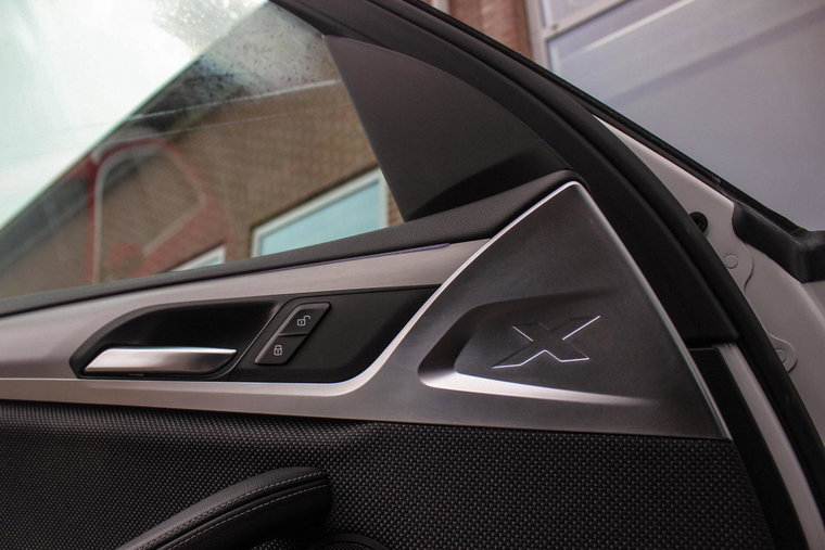 Vehicle Image 38