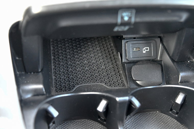 Vehicle Image 39