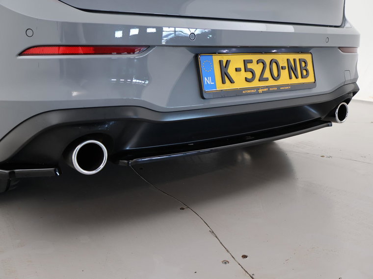 Vehicle Image 28