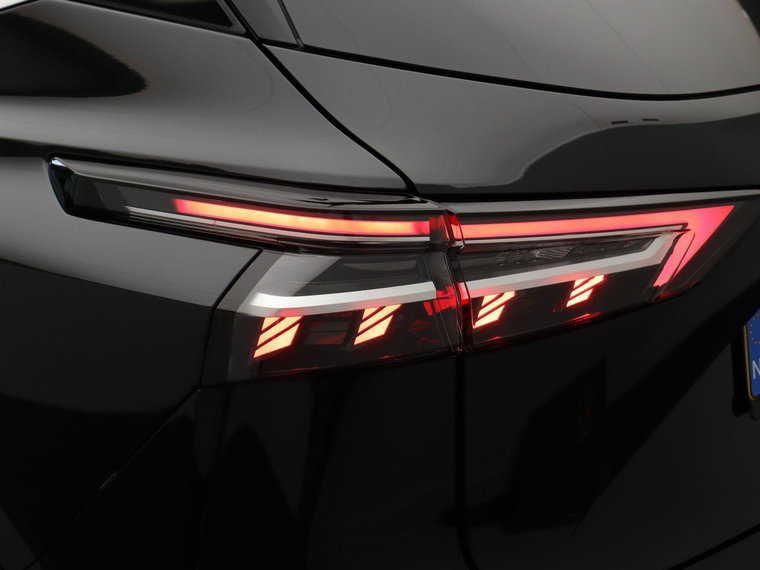 Vehicle Image 48