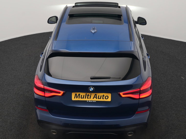 Vehicle Image 42