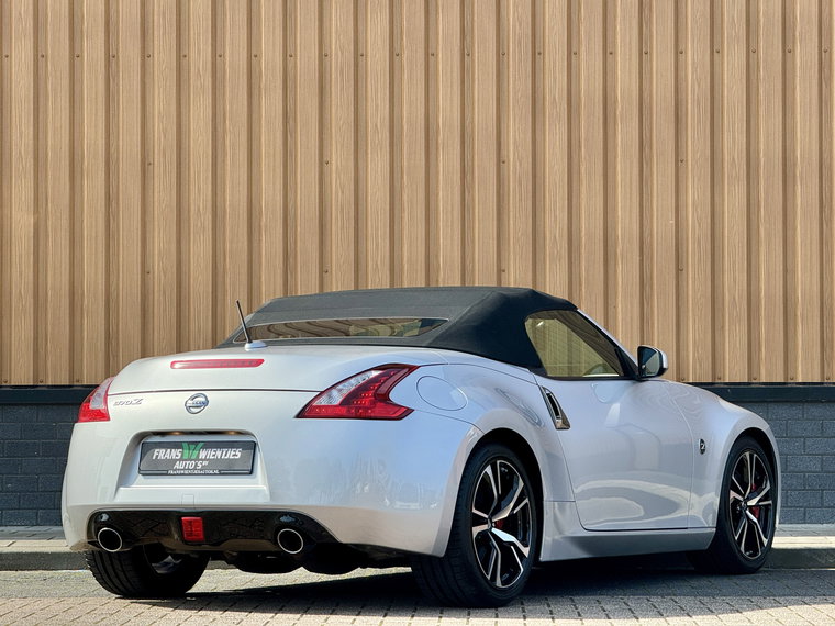 Vehicle Image 35